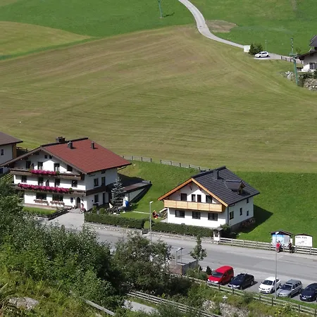 Hinteranger 아파트 *